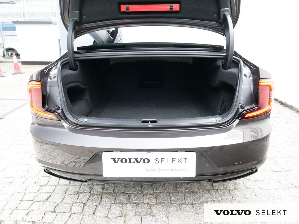 Volvo S90 - 36