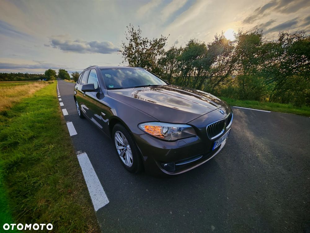 BMW Seria 5 520d Touring - 12