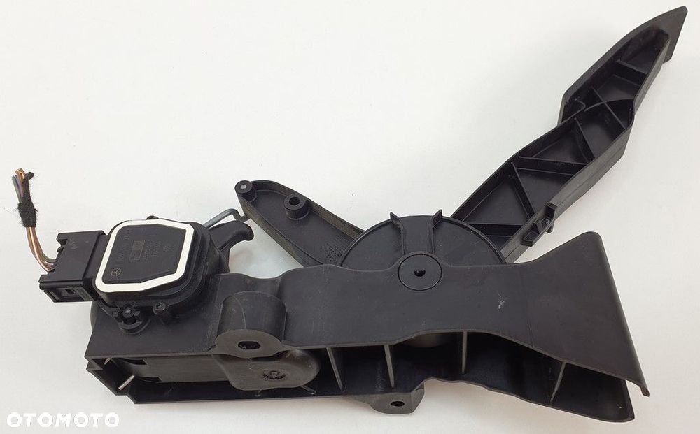 PEDAŁ GAZU POTENCJOMETR MERCEDES W169 W245 2.0 CDI - 2