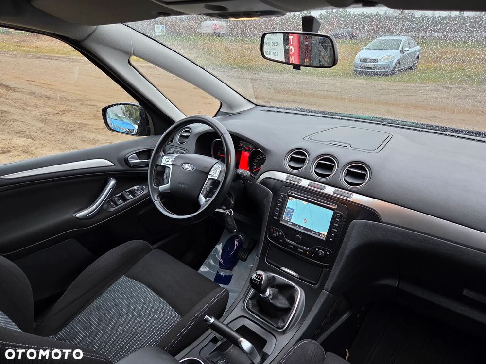 Ford S-Max - 22