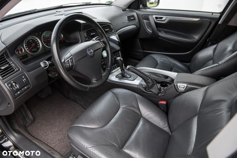 Volvo XC 70 D5 AWD Kinetic - 15