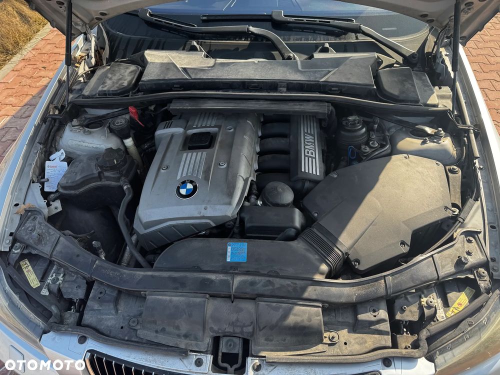 BMW Seria 3 - 15