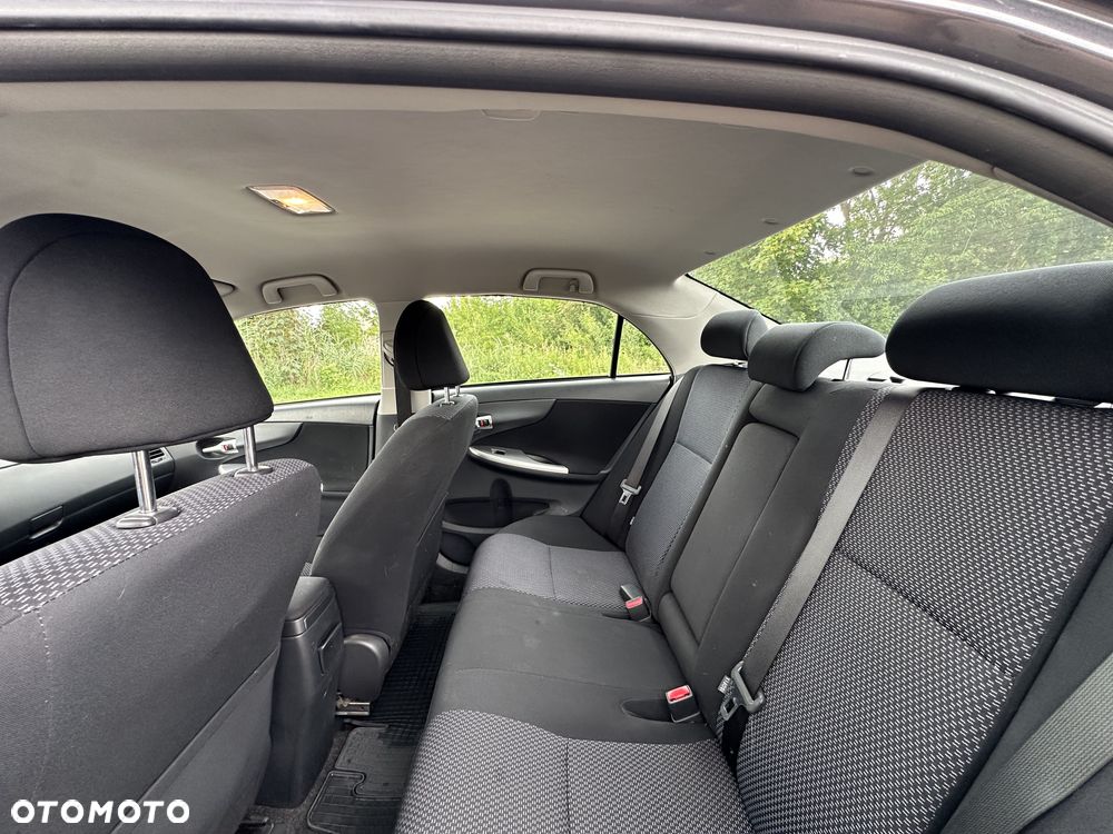 Toyota Corolla 1.6 Premium - 13