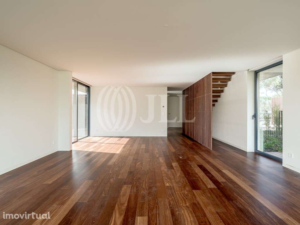 Moradia T3 com piscina, no condomínio Sandwoods, Cascais - Grande imagem: 5/31