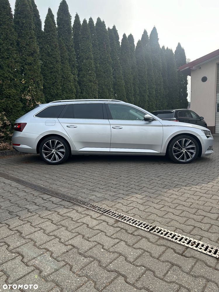 Skoda Superb 2.0 TDI DSG L&K - 5