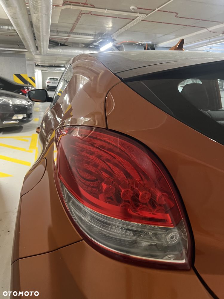 Hyundai Veloster 1.6 GDI Comfort - 19
