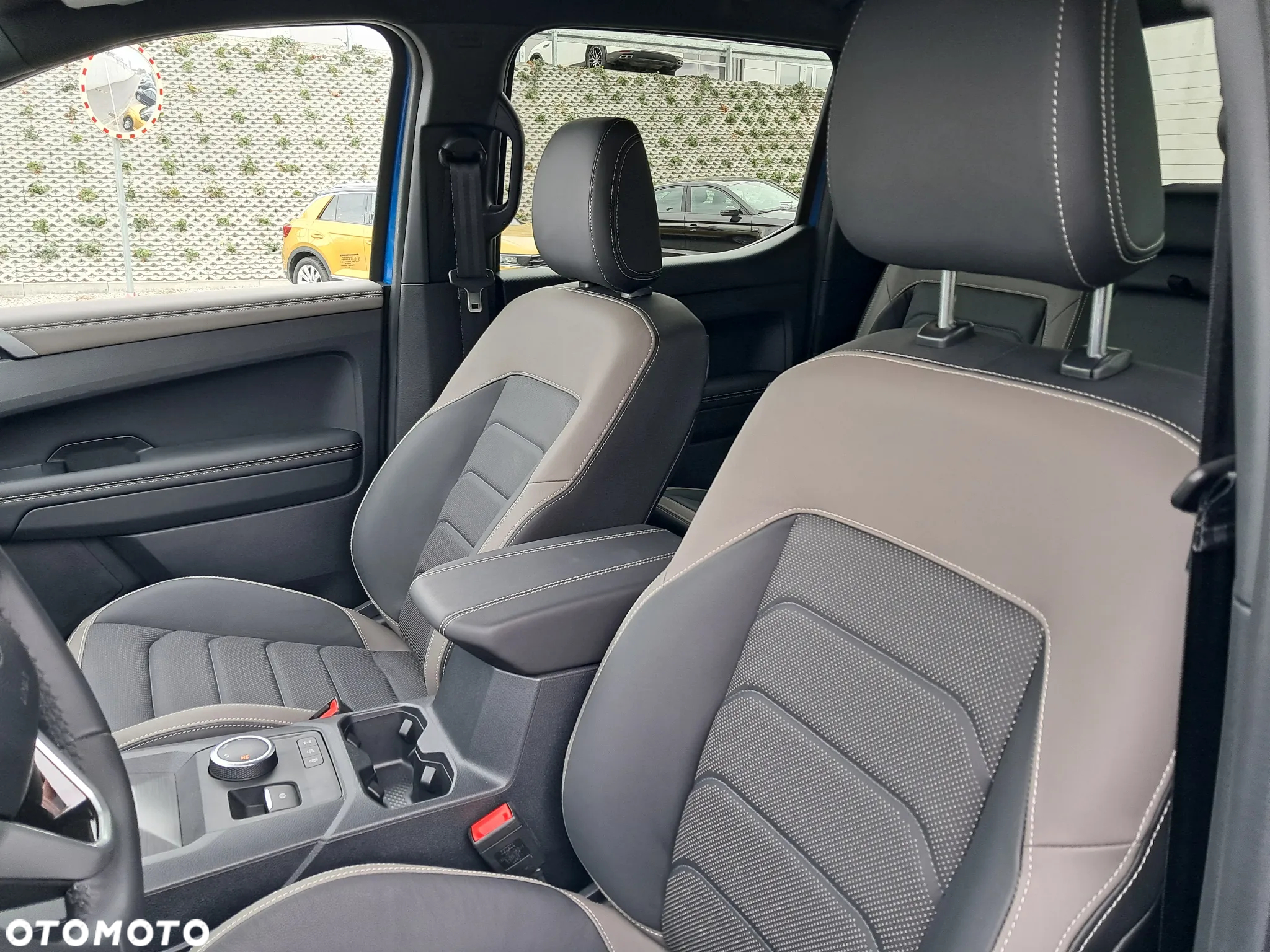 Volkswagen Amarok 3.0 V6 TDI 4Mot Aventura - 16