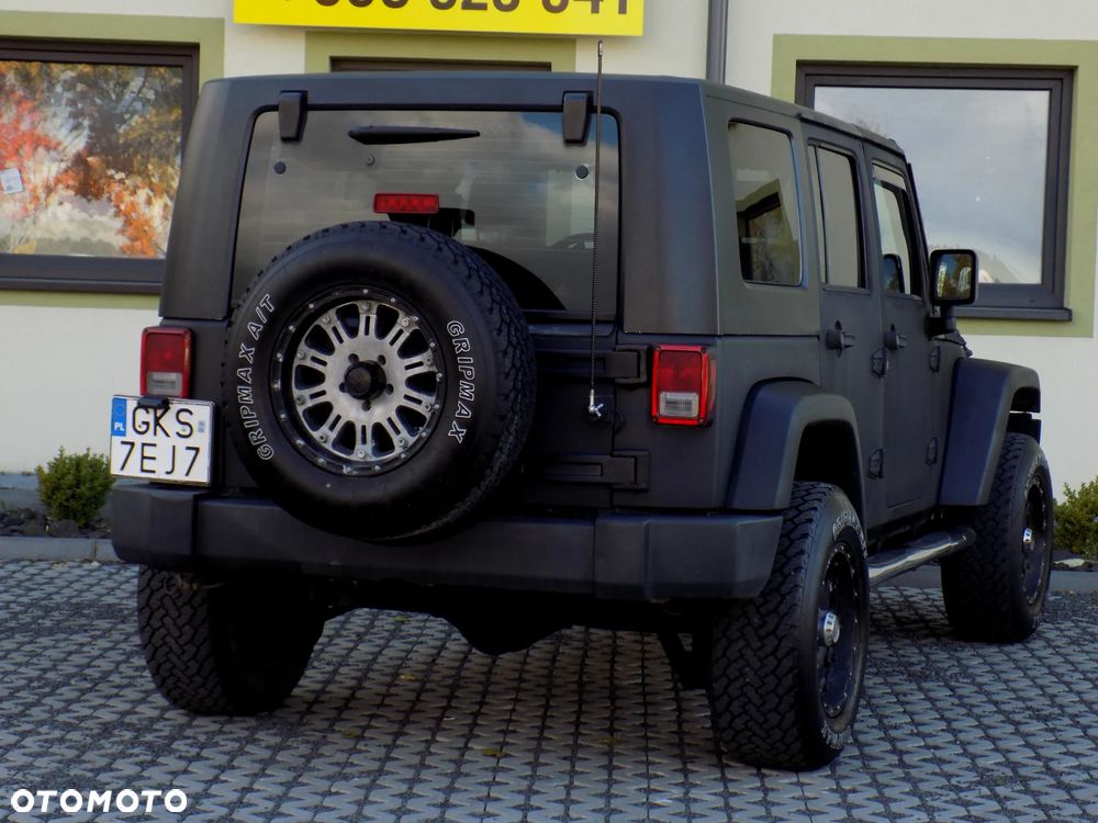 Jeep Wrangler - 12