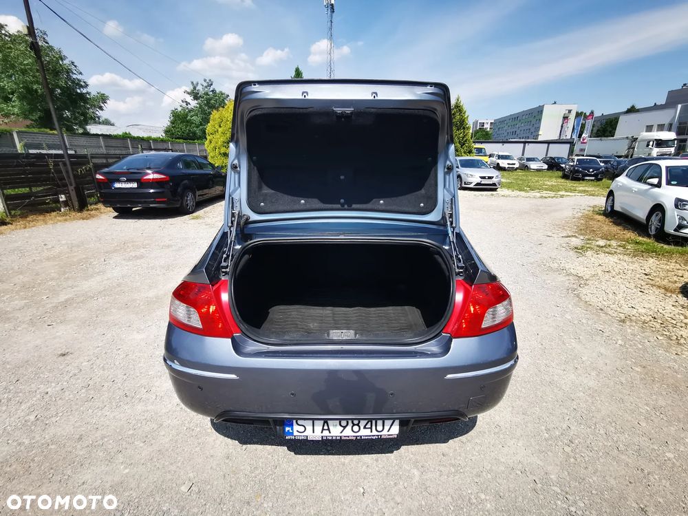 Peugeot 407 HDi 110 Tendance - 12