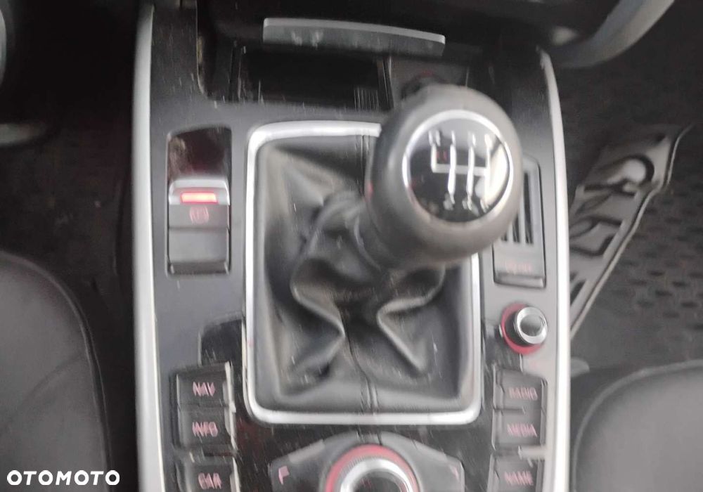Audi A4 Avant - 16
