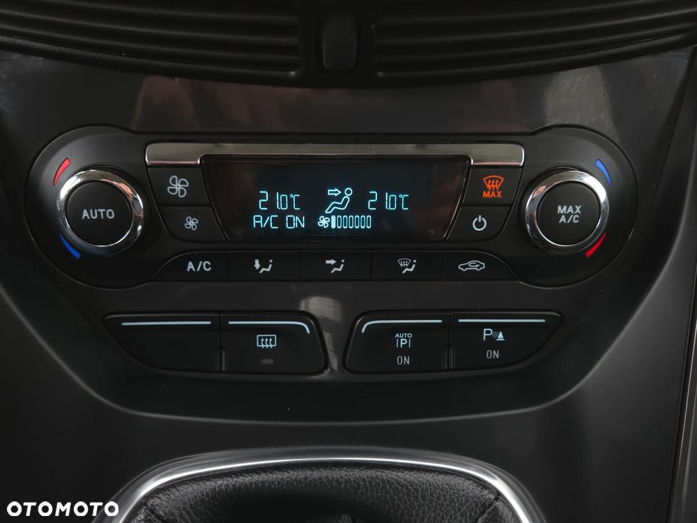 Ford Kuga 2.0 TDCi 2x4 Individual - 25