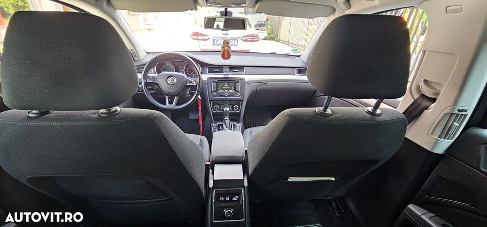Skoda Superb 2.0 TDI DSG Exclusive - 12