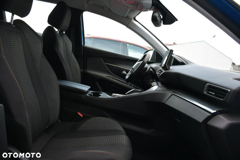Peugeot 3008 1.5 BlueHDi Active Pack S&S EAT8 - 21