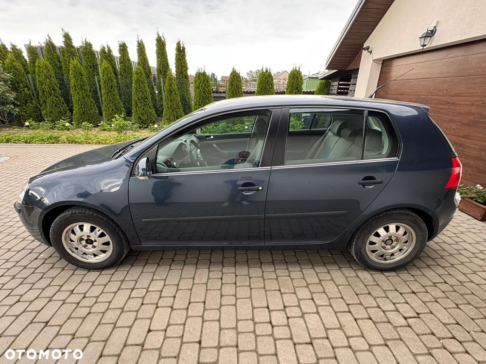 Volkswagen Golf 1.4 FSI Comfortline - 3