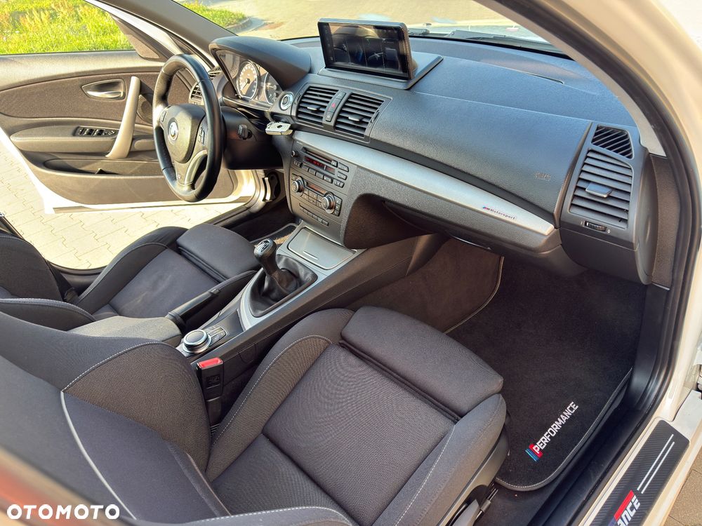 BMW Seria 1 - 23