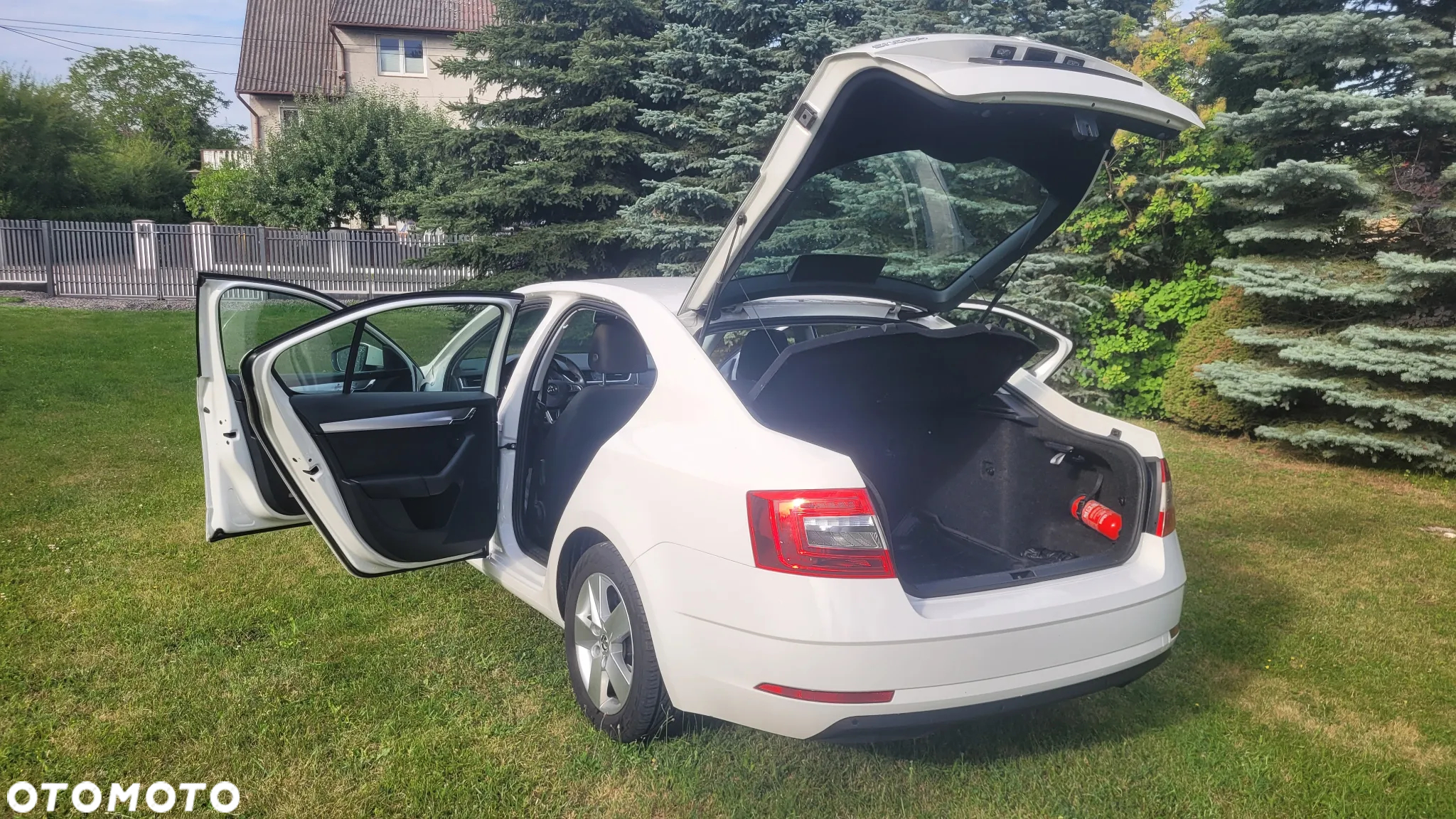 Skoda Octavia 2.0 TDI Ambition DSG - 11