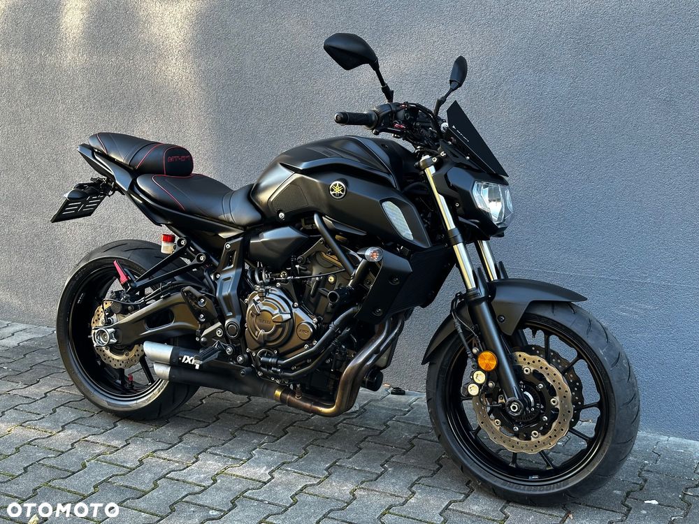 Yamaha MT - 2