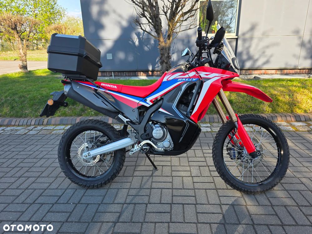 Honda CRF - 9