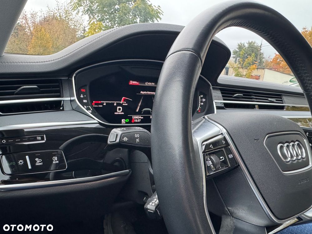 Audi A8 - 33