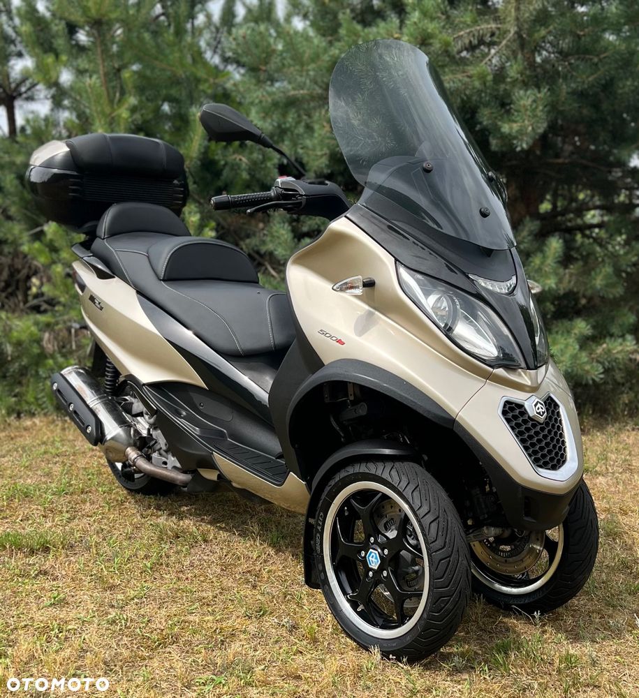 Piaggio MP-3 - 5