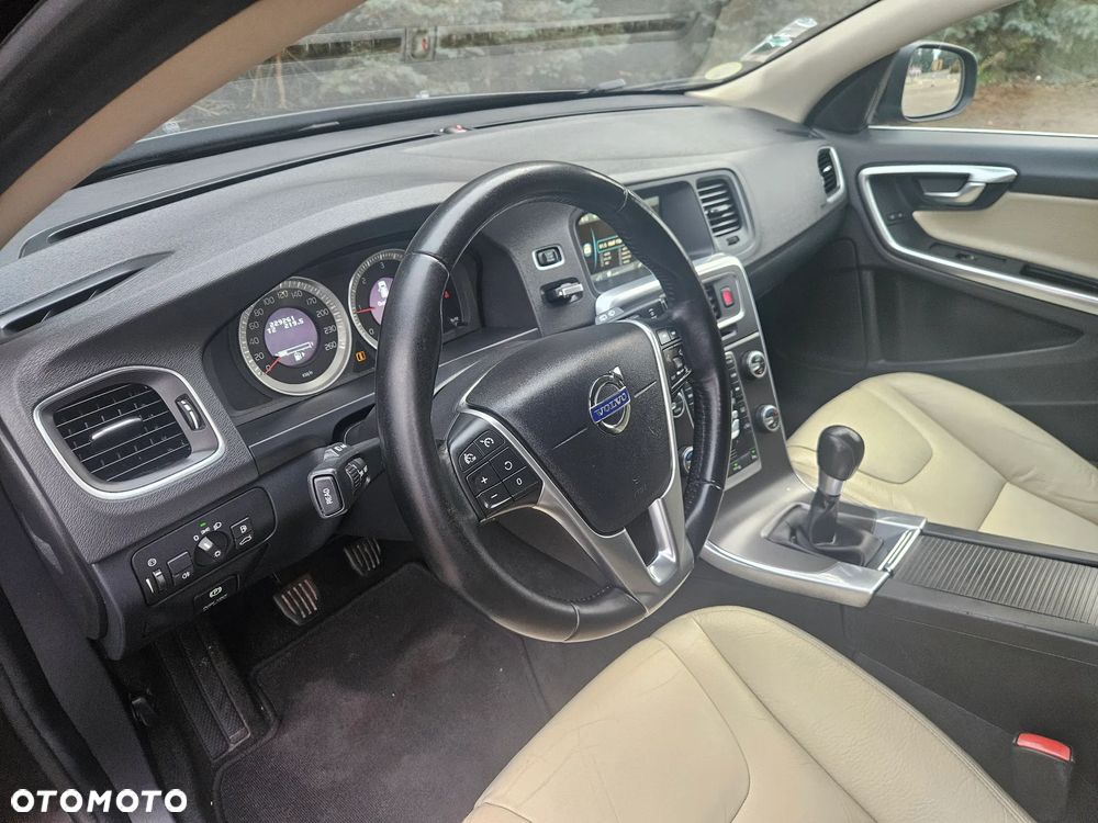 Volvo V60 DRIVe Summum - 22