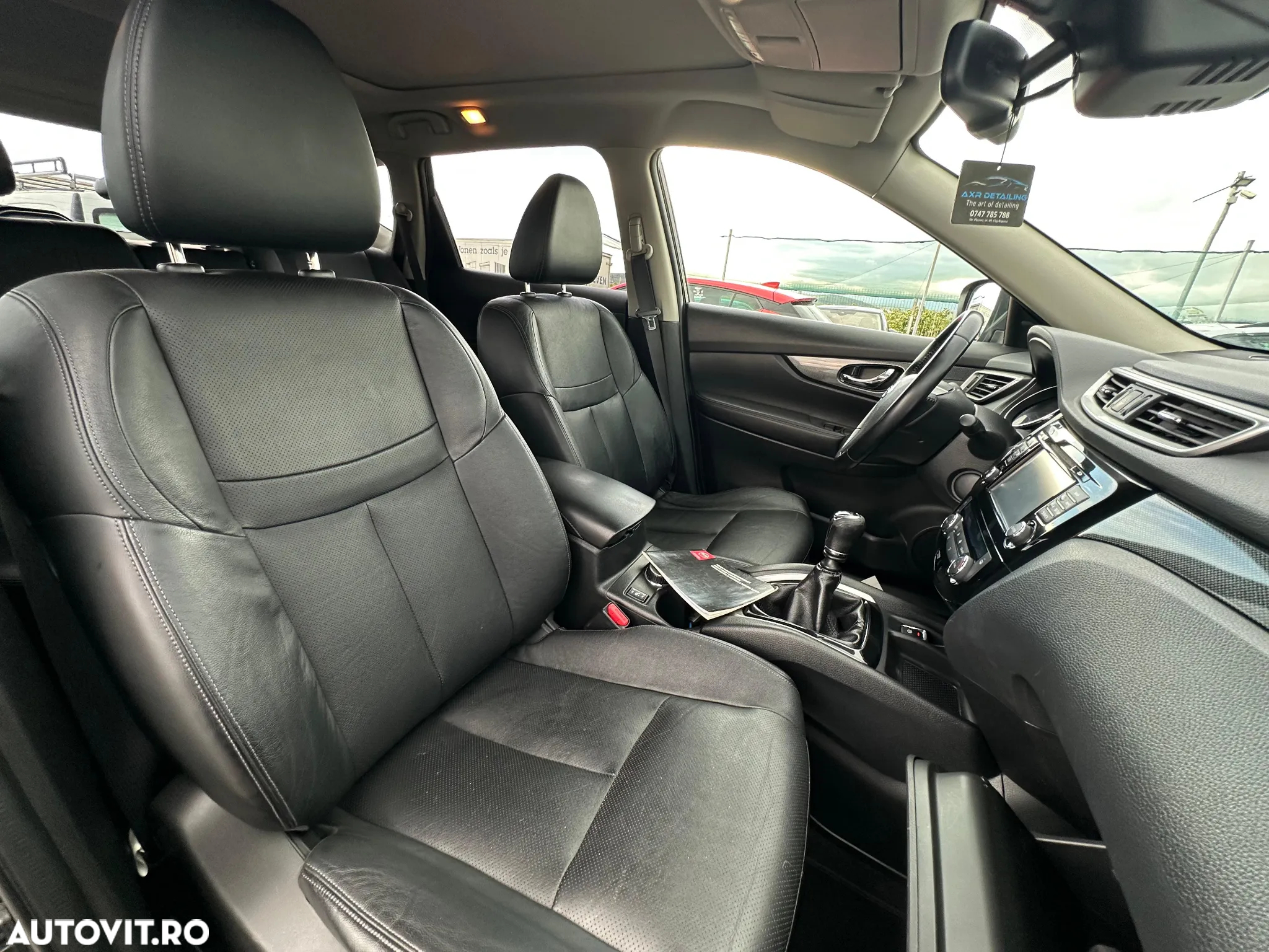 Nissan X-Trail 1.6 dCi ALL-MODE 4x4i Tekna - 33