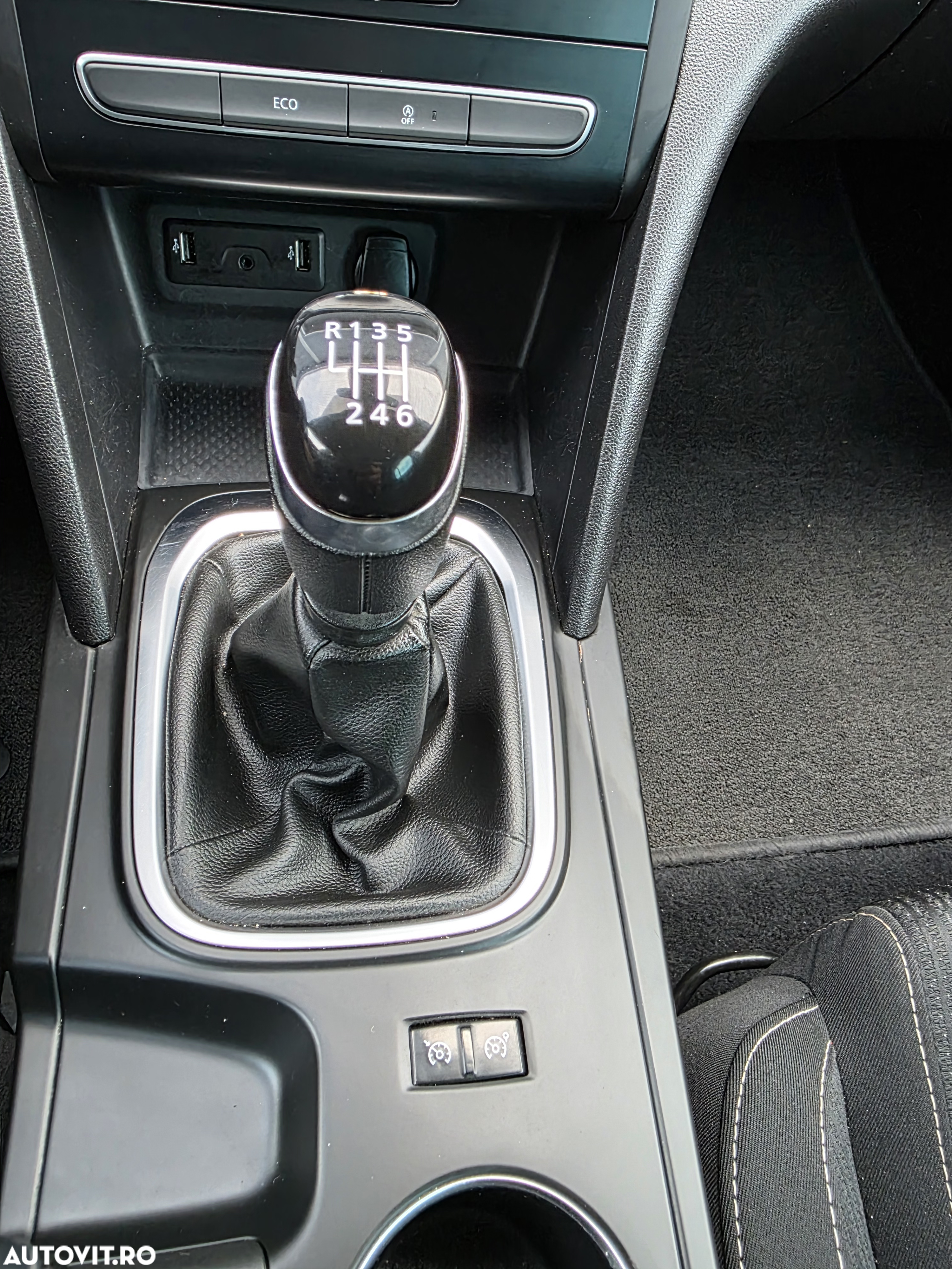 Renault Megane ENERGY dCi 110 LIMITED - 21