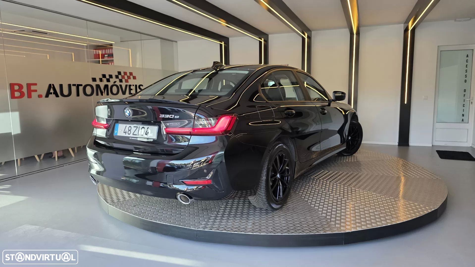 BMW 330 e Corporate Edition Auto - 19