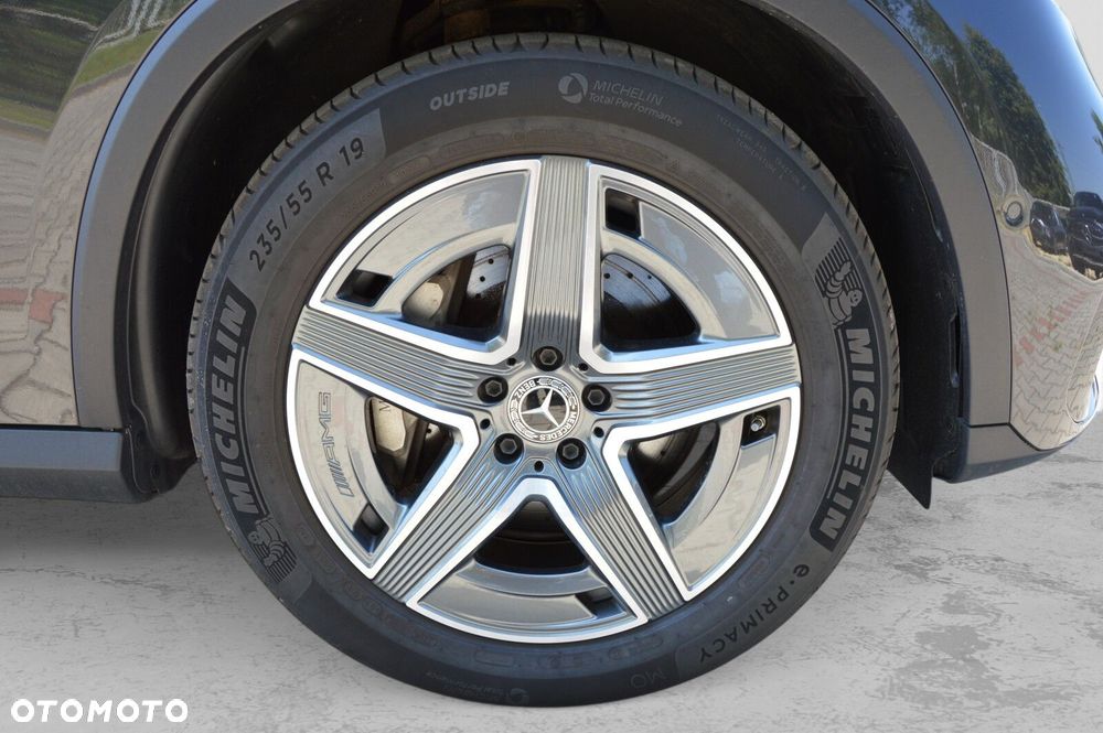 Mercedes-Benz GLC 300 d mHEV 4-Matic AMG Line - 12