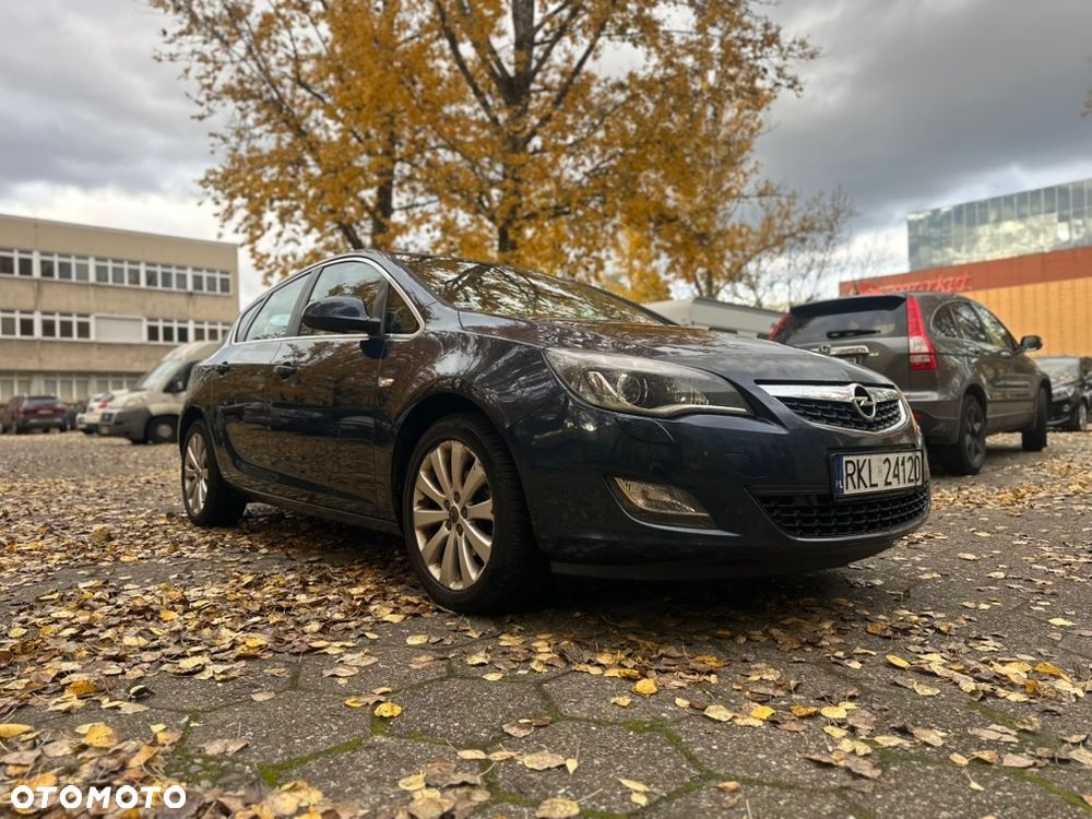 Opel Astra IV 1.4 T Cosmo - 8