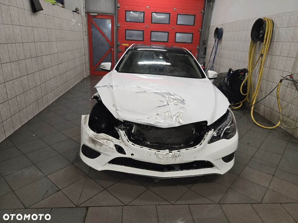 Mercedes-Benz Klasa E 350 4Matic 7G-TRONIC - 2