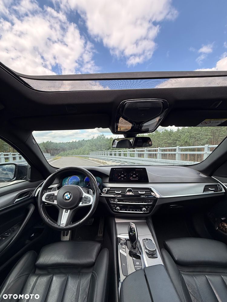 BMW Seria 5 540d xDrive Sport Line - 14