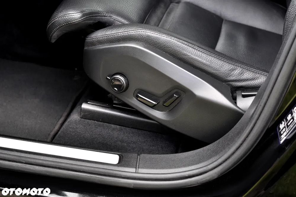 Volvo XC 60 B4 D Geartronic Inscription - 22