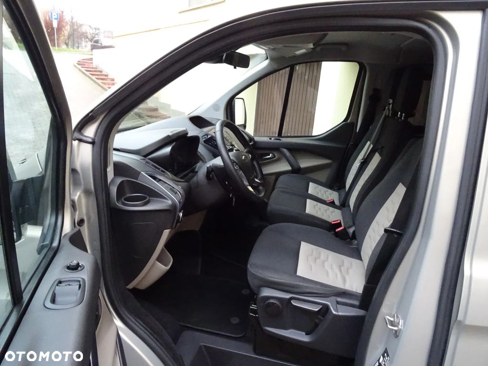Ford Tourneo Custom 2.0 TDCi L2 Titanium - 6