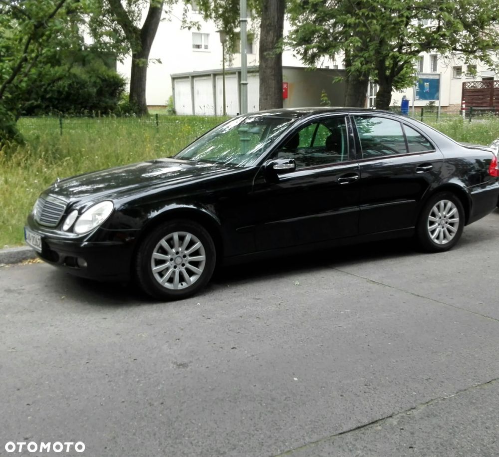 Mercedes-Benz Klasa E 280 4Matic Automatik Classic - 1