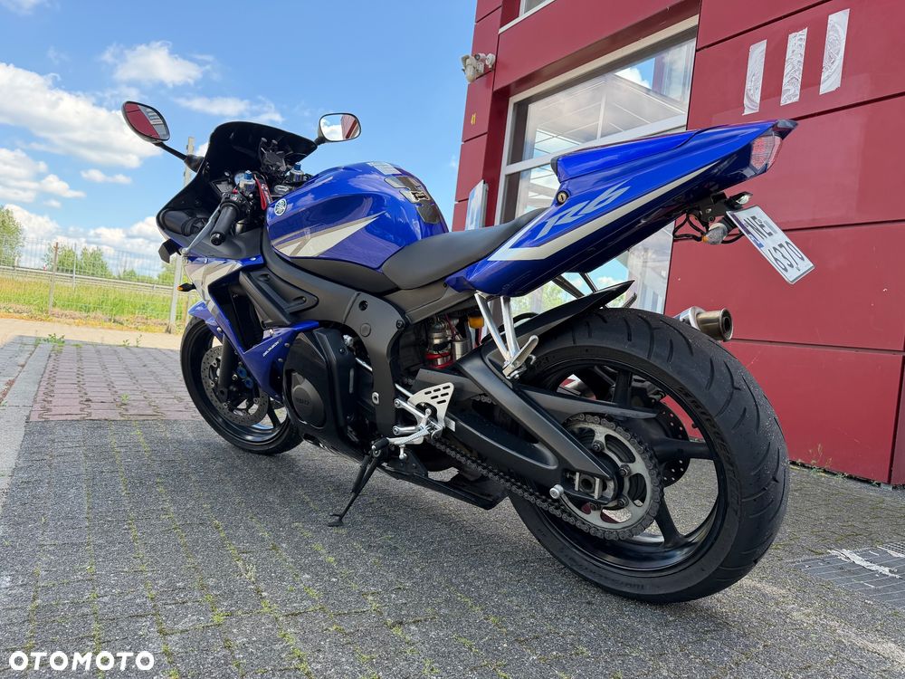 Yamaha R6 - 7