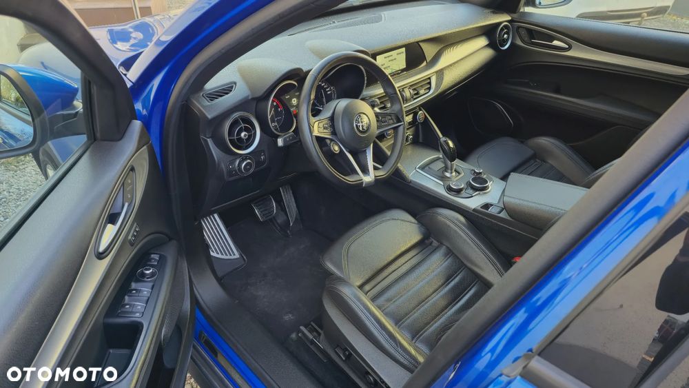Alfa Romeo Stelvio 2.0 Turbo Executive Q4 - 6
