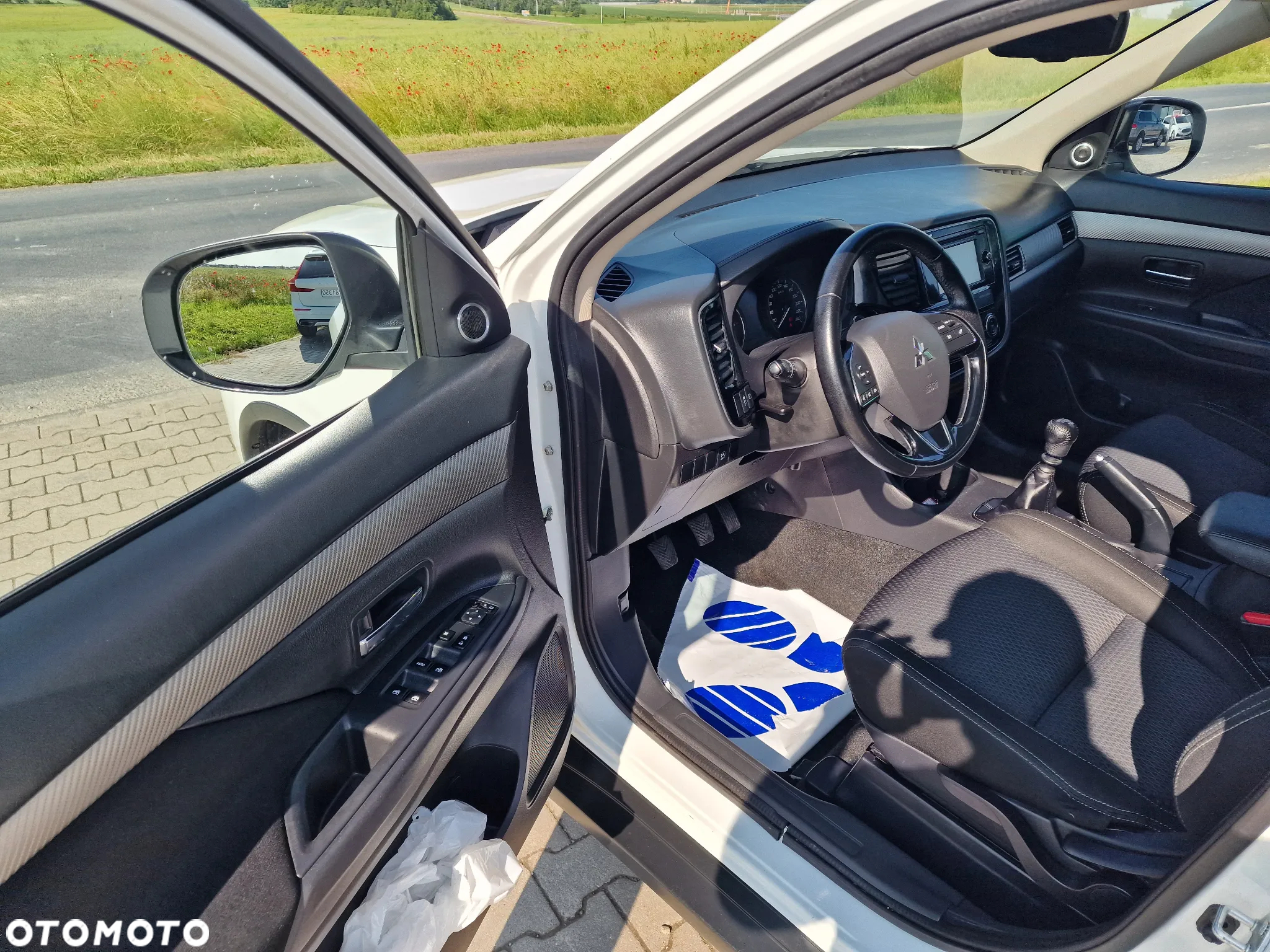 Mitsubishi Outlander 2.2 DID Intense + 4WD - 18