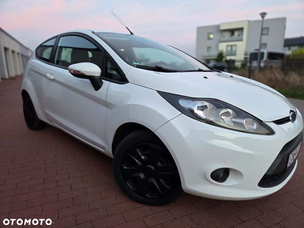 Ford Fiesta 1.25 Champions Edition - 17
