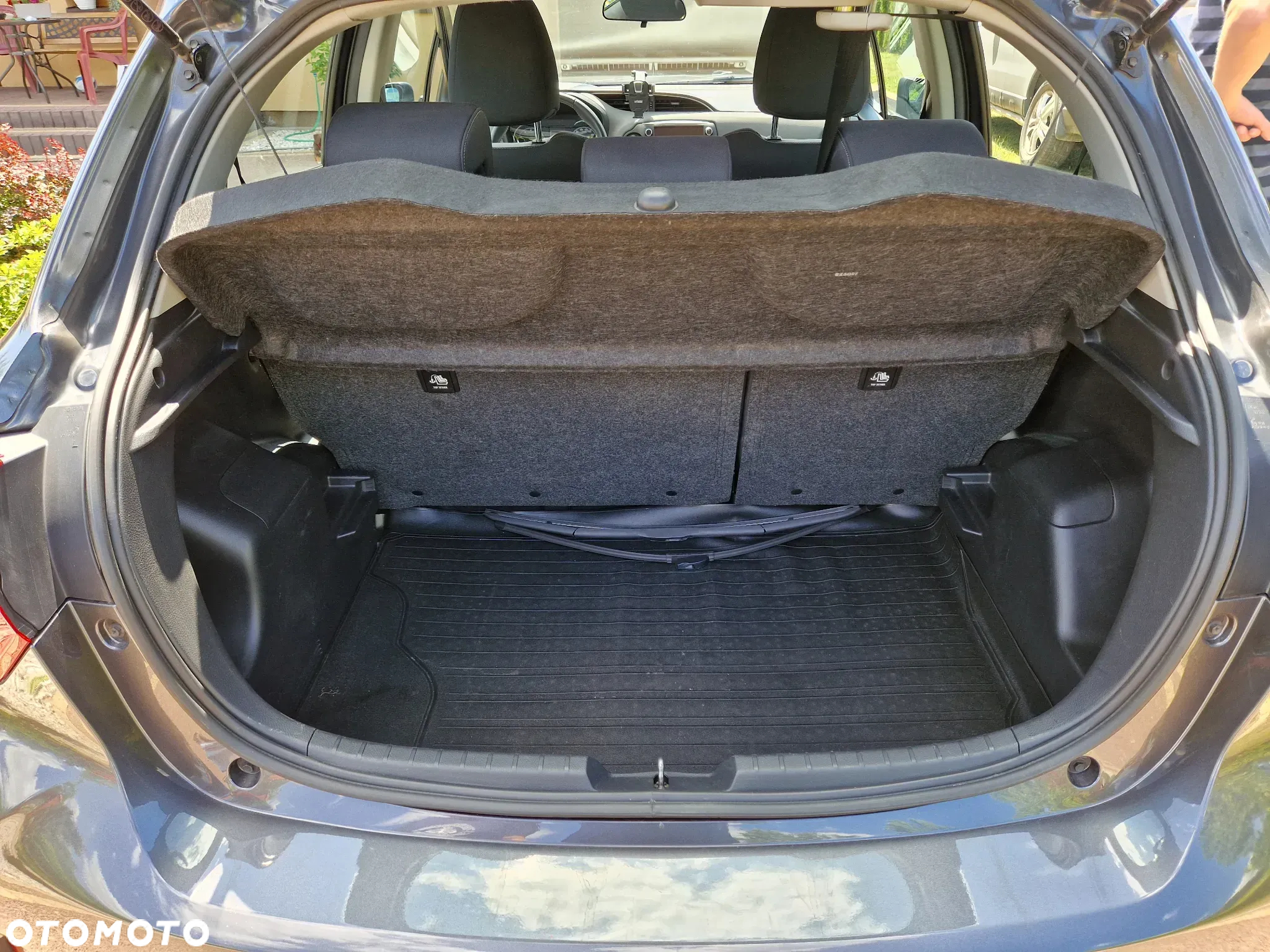 Toyota Yaris 1.5 Premium - 18