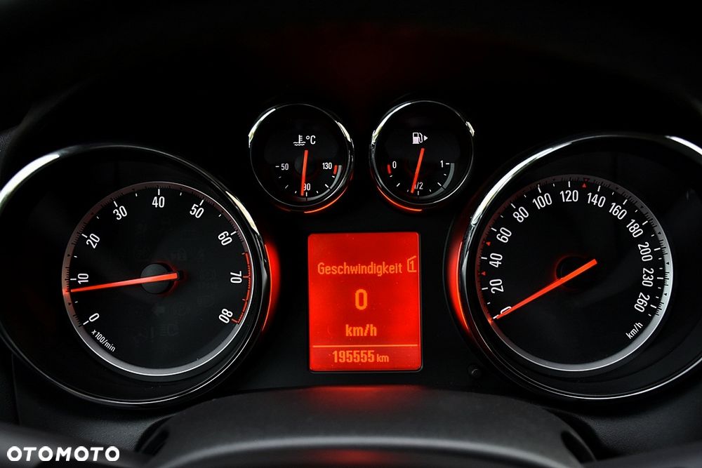Opel Astra 1.6 Turbo Color Edition - 21