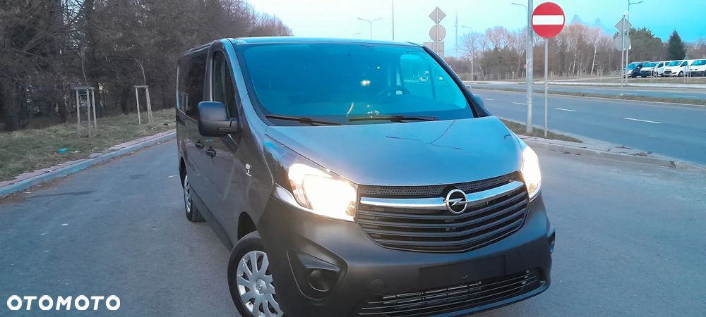Opel vivaro - 17