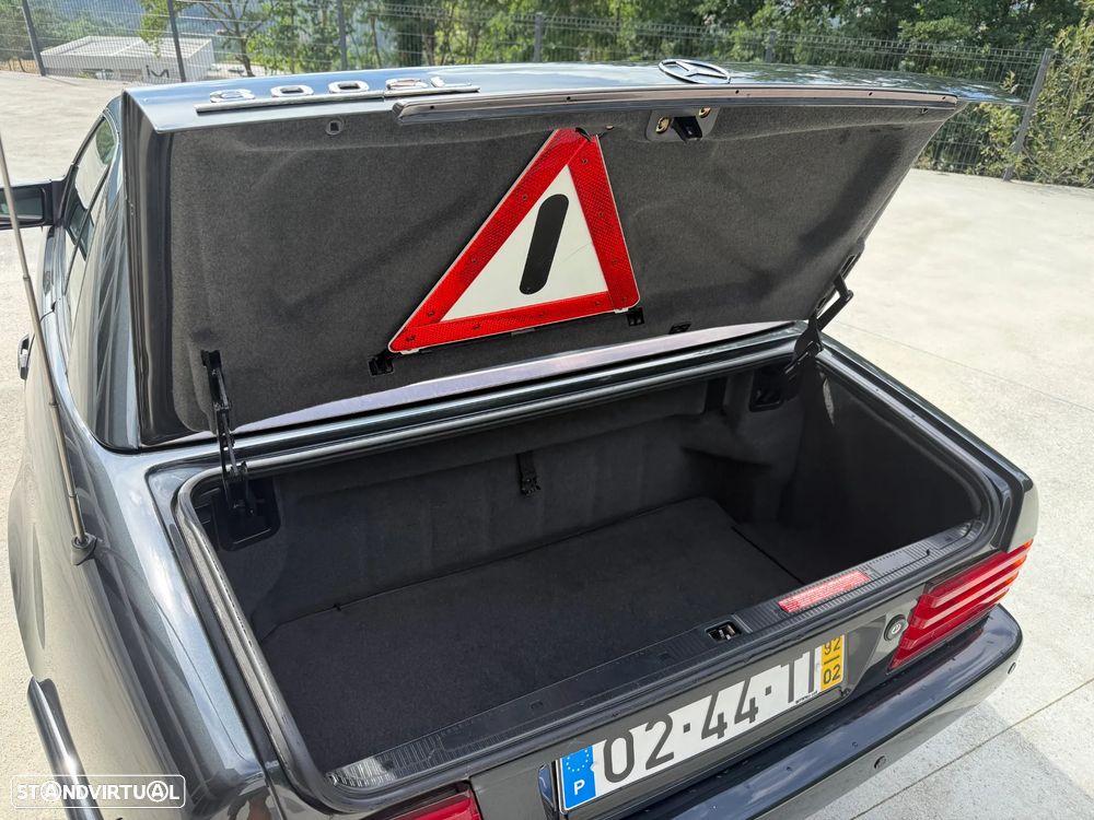 Mercedes-Benz SL 300 - 21