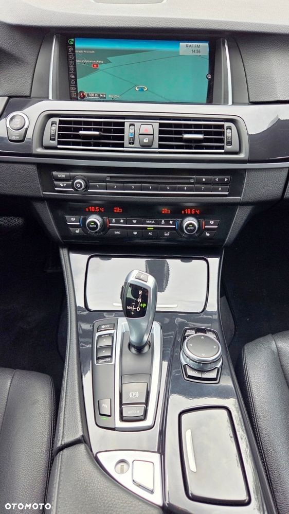 BMW Seria 5 518d Business Edition - 38