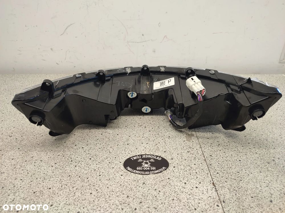 Lampa przód, przednia, reflektor Aprilia Tuona 125 RS125 RS 125 - 4