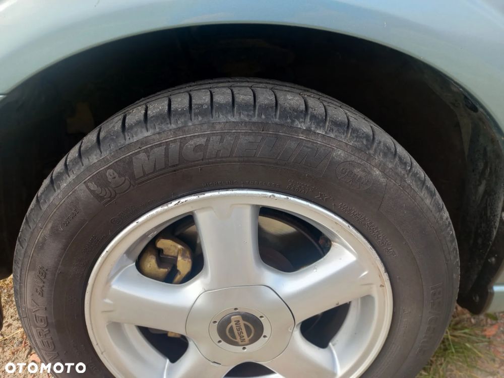 Nissan Almera - 23