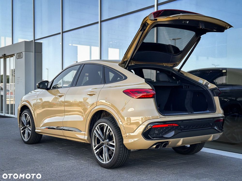 Audi Q5 Sportback - 10