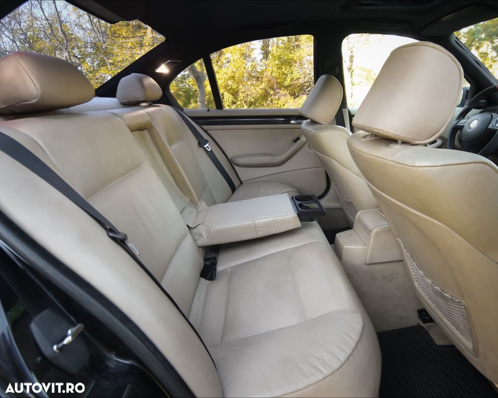 BMW Seria 3 330d - 9