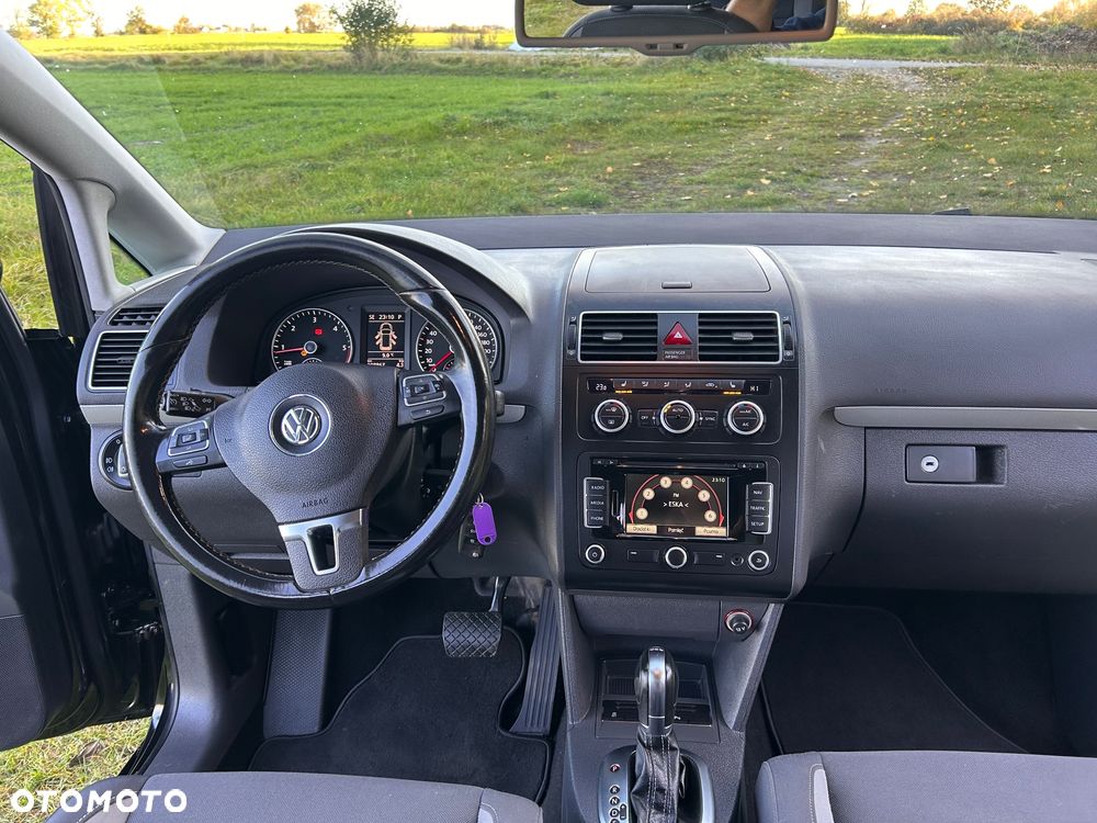 Volkswagen Touran 2.0 TDI DPF DSG Life - 35
