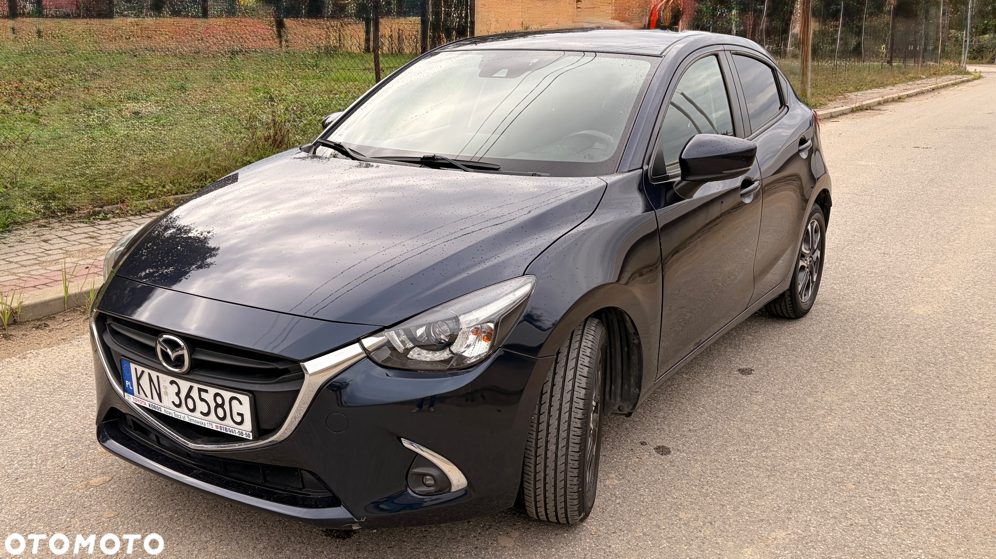 Mazda 2 - 3